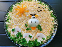 Салат с «коровой»